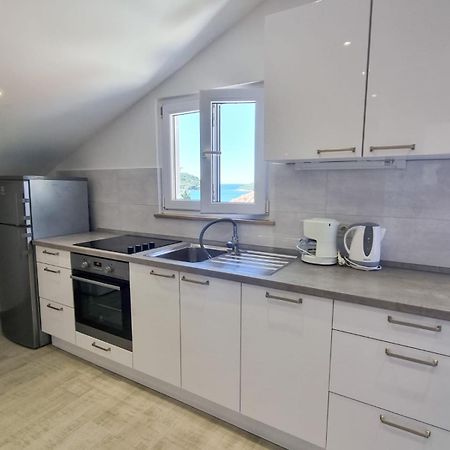 Apartments Miovic 몰루나트 외부 사진