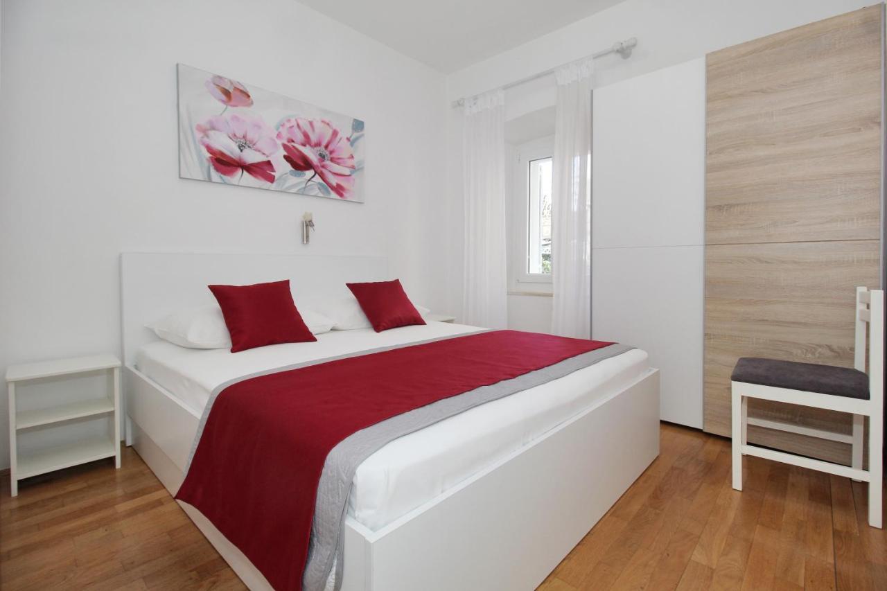 Apartments Miovic 몰루나트 외부 사진